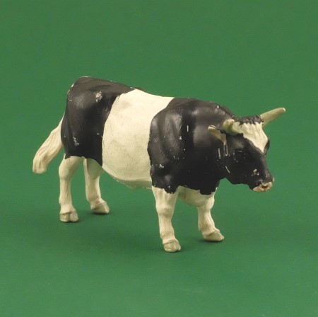 Britains 2131 Friesian Bull, standing