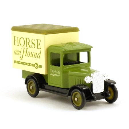 Lledo Days Gone DG051  1928 Chevrolet Box Van 'Horse and Hound'
