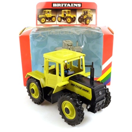 Britains 9525 Mercedes Benz Teac 1500 tractor