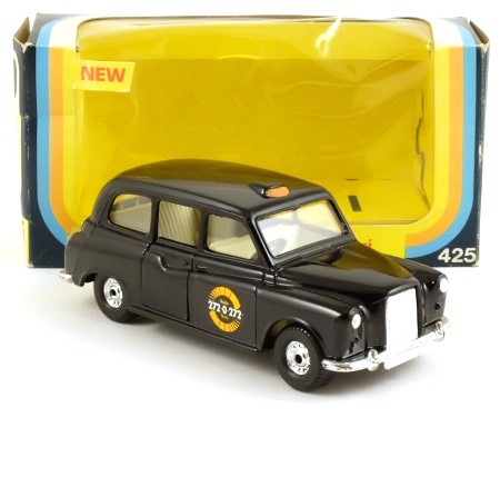 Corgi 425 Austin FX4 London Taxi