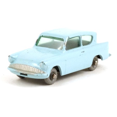 Matchbox 7b Ford Anglia 105E