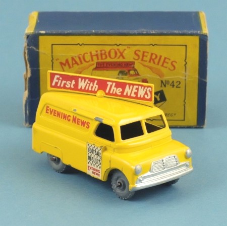 Matchbox 42a Bedford 'Evening News' Van