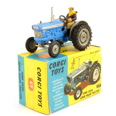 Corgi 67 Ford 5000 Super Major Tractor