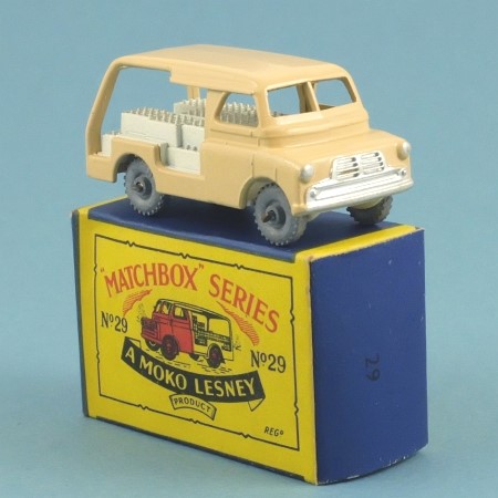 Matchbox 29a Bedford Milk Float