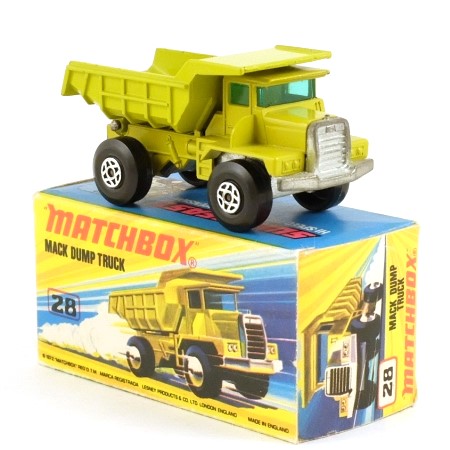 Matchbox MB28 Mack Dump Truck