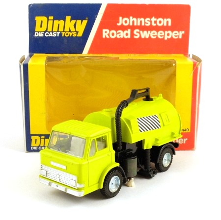 Dinky 449 Johnston Road Sweeper