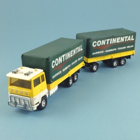 Matchbox King Size K21-4 Ford Transcontinental Truck & Trailer 'Continental'